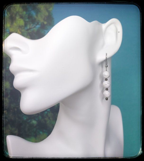 Boucles d'oreilles pierres naturelles "HOWLITE"